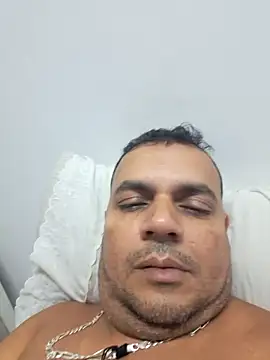 Snapshot of Ben_joseph1976 chatting on 02.11.25 Ben joseph1976 online show from 02.11.25