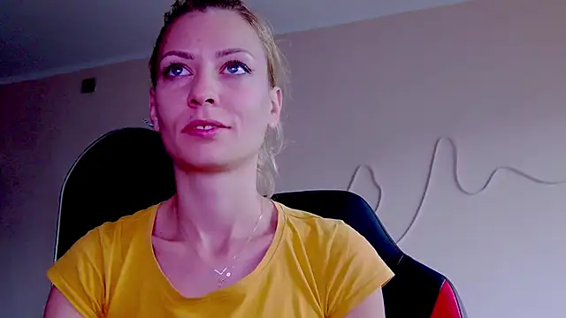 karo123421 online show from 10.15.25