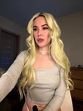 xDinnax online show from 10.18.25