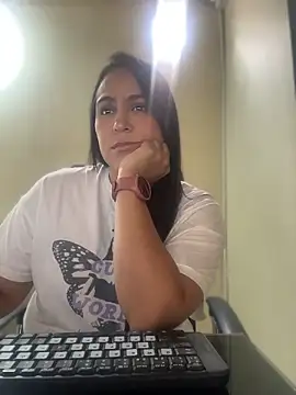 kendall 52 online show from 04.11.26