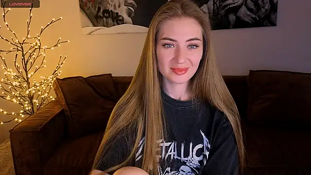 Adelyna Bird online show from 06.19.26