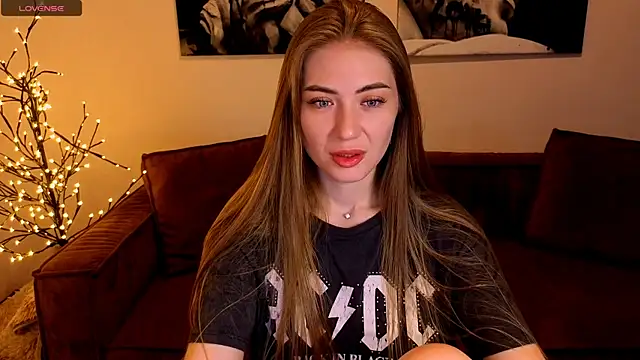 Adelyna Bird online show from 06.29.26