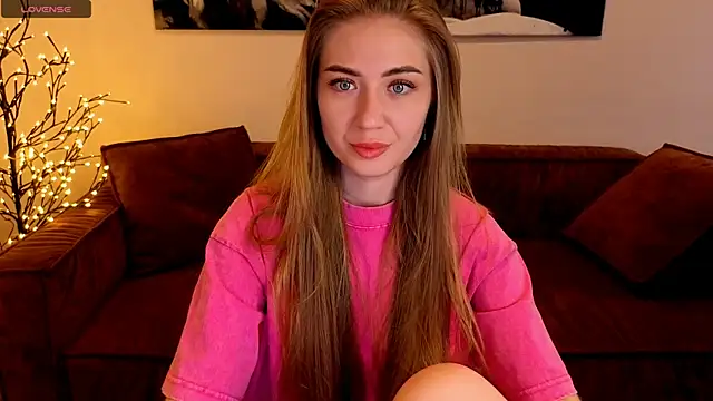 Adelyna Bird online show from 07.12.26