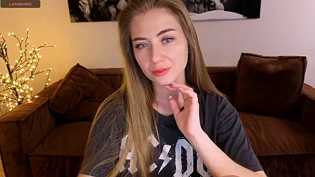 Adelyna Bird online show from 07.31.26