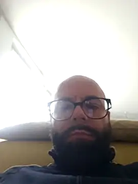 Dolceporco19 online show from 10.05.25