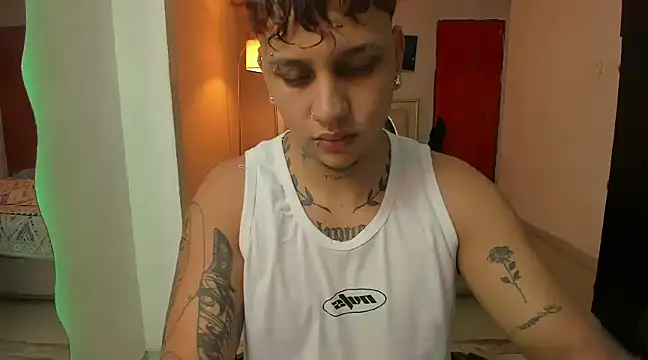 Snapshot of Jake_simons chatting on 01.13.25 Jake simons online show from 01.13.25