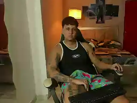 Snapshot of Jake_simons chatting on 02.20.25 Jake simons online show from 02.20.25