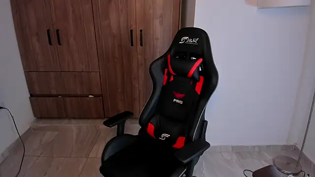 Snapshot of Jake_simons chatting on 11.17.25 Jake simons online show from 11.17.25