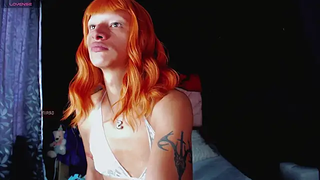 Snapshot of Summer_XO chatting on 01.31.25 Summer XO online show from 01.31.25