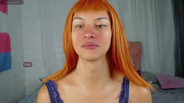 Snapshot of Summer_XO chatting on 09.18.25 Summer XO online show from 09.18.25