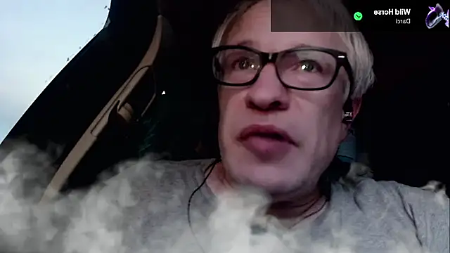 Snarfle82 online show from 06.02.26