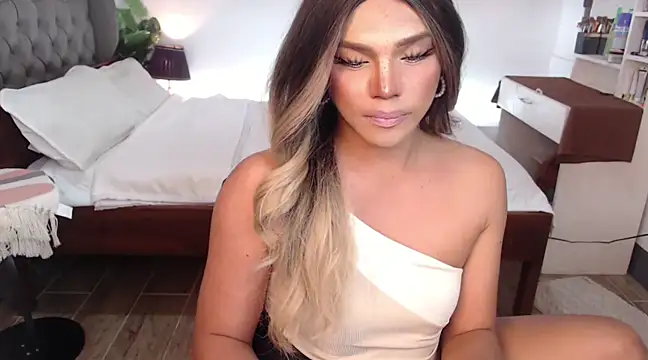 Snapshot of liaa_lurrecams chatting on 02.20.25 liaa lurrecams online show from 02.20.25