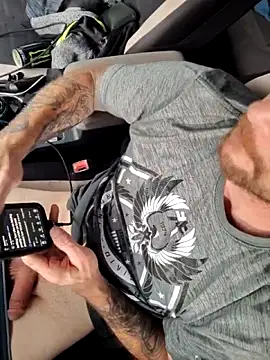 Snapshot of J-Dubb chatting on 11.17.25 J-Dubb online show from 11.17.25