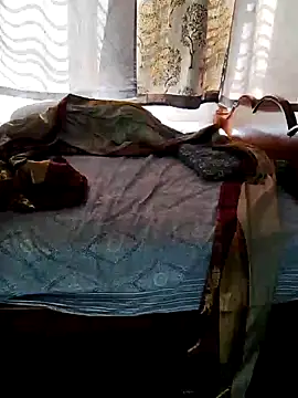 Snapshot of Indian_desi_wife chatting on 12.07.24 Indian desi wife online show from 12.07.24
