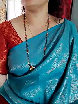 Snapshot of Indian_desi_wife chatting on 12.13.24 Indian desi wife online show from 12.13.24