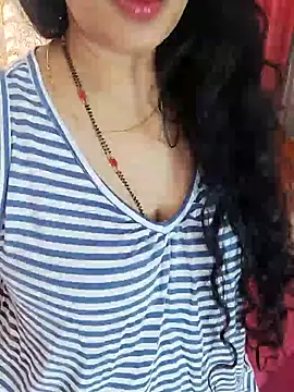 Snapshot of Indian_desi_wife chatting on 12.16.24 Indian desi wife online show from 12.16.24