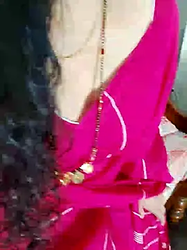 Snapshot of Indian_desi_wife chatting on 12.30.24 Indian desi wife online show from 12.30.24