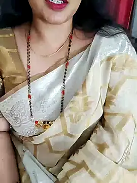 Snapshot of Indian_desi_wife chatting on 12.30.24 Indian desi wife online show from 12.30.24