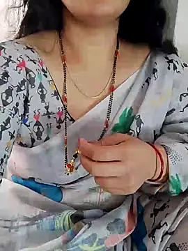 Snapshot of Indian_desi_wife chatting on 01.13.25 Indian desi wife online show from 01.13.25