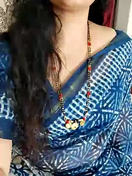 Snapshot of Indian_desi_wife chatting on 01.24.25 Indian desi wife online show from 01.24.25