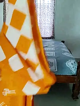Snapshot of Indian_desi_wife chatting on 02.14.25 Indian desi wife online show from 02.14.25
