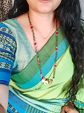 Snapshot of Indian_desi_wife chatting on 02.17.25 Indian desi wife online show from 02.17.25