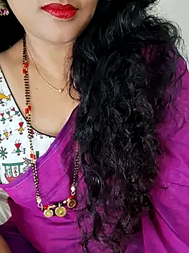 Snapshot of Indian_desi_wife chatting on 06.04.26 Indian desi wife online show from 06.04.26