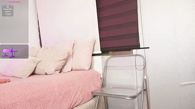 Snapshot of Alexxandra_12 chatting on 10.11.25 Alexxandra 12 online show from 10.11.25