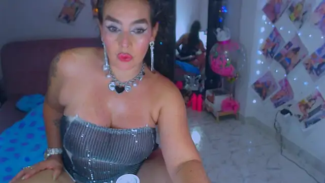 Snapshot of sweet_vanessa_22 chatting on 09.19.25 sweet vanessa 22 online show from 09.19.25