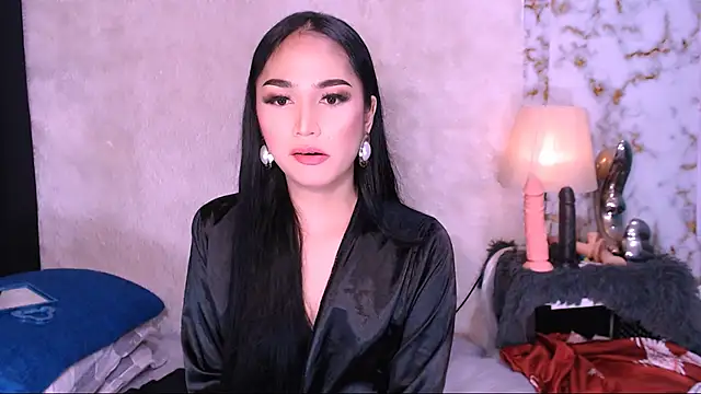 Snapshot of Oriental_Tiara chatting on 03.19.25 Oriental Tiara online show from 03.19.25