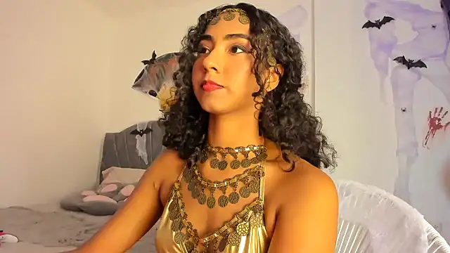 Snapshot of khaliope chatting on 10.23.25 khaliope online show from 10.23.25