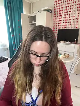 DienkaGreen online show from 02.15.26