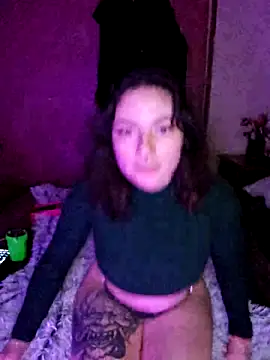 Snapshot of Moxxxie chatting on 02.24.26 Moxxxie online show from 02.24.26