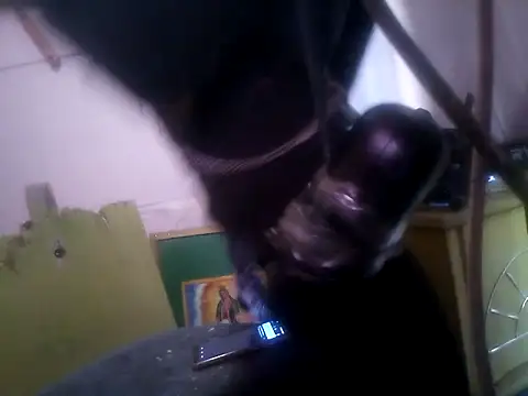 Wero4200 online show from 10.15.25