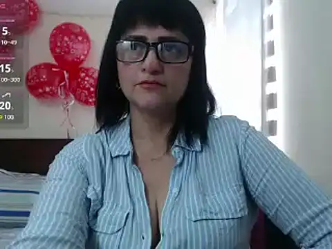 Snapshot of ISABEEL_SOFIA01 chatting on 02.19.25 ISABEEL SOFIA01 online show from 02.19.25