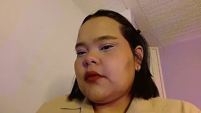 Snapshot of sexychubby___ chatting on 06.15.26 sexychubby online show from 06.15.26