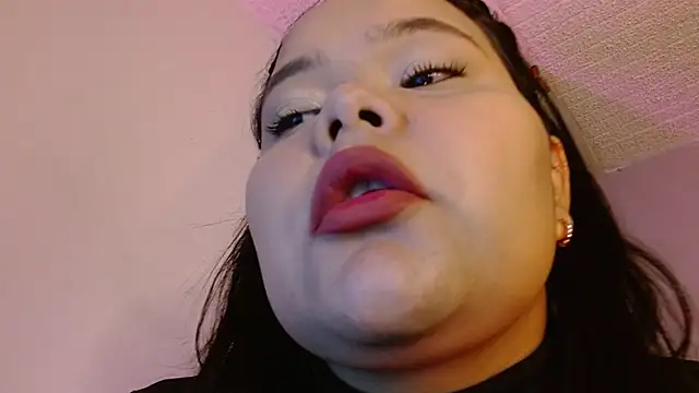 Snapshot of sexychubby___ chatting on 07.08.26 sexychubby online show from 07.08.26