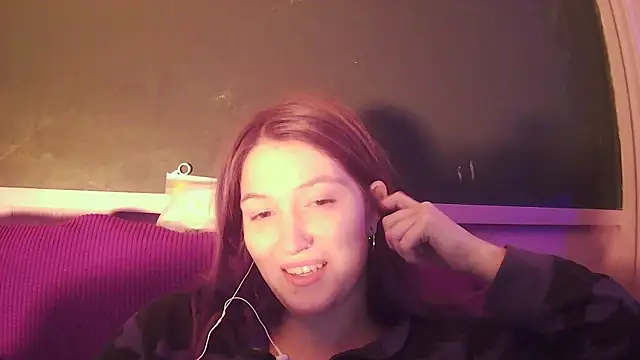 Angelk43 online show from 12.14.25