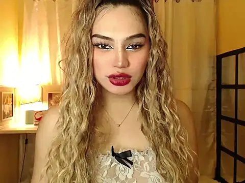 Snapshot of ObsessionAmber chatting on 10.01.25 ObsessionAmber online show from 10.01.25