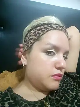 Snapshot of shaynarg chatting on 03.06.25 shaynarg online show from 03.06.25