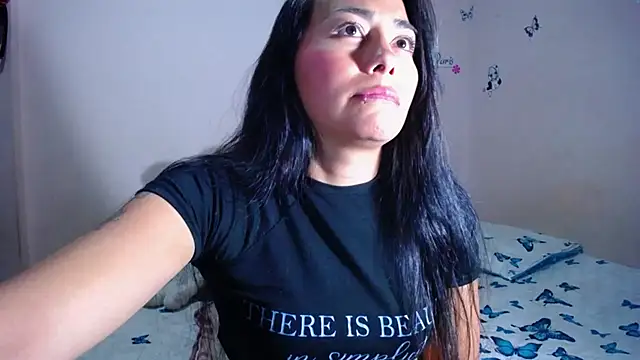 Snapshot of hanna_girl21 chatting on 02.13.26 hanna girl21 online show from 02.13.26