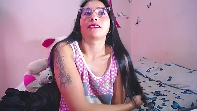 Snapshot of hanna_girl21 chatting on 02.19.26 hanna girl21 online show from 02.19.26