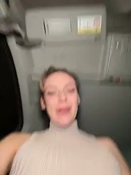 Snapshot of HopeHeaven chatting on 01.12.25 HopeHeaven online show from 01.12.25