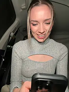 Snapshot of HopeHeaven chatting on 01.17.25 HopeHeaven online show from 01.17.25