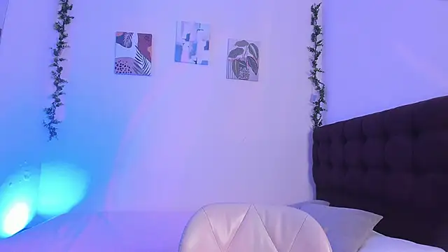 Athompzon online show from 10.23.25