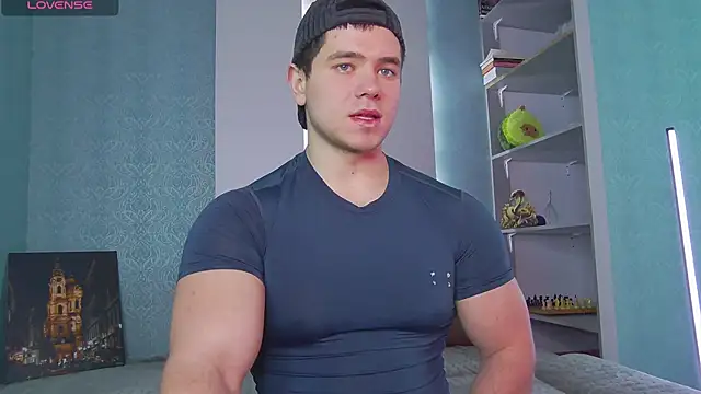 Arilas  online show from 03.15.25