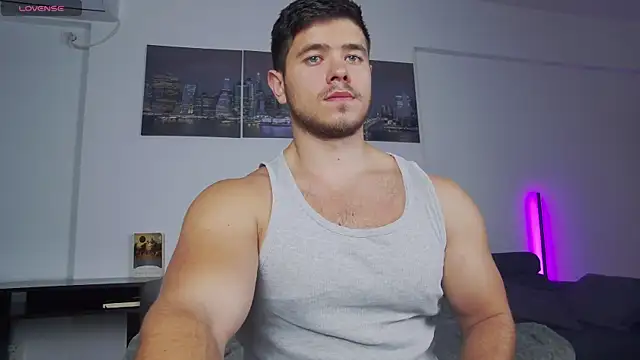 Snapshot of Arilas_ chatting on 11.08.25 Arilas online show from 11.08.25