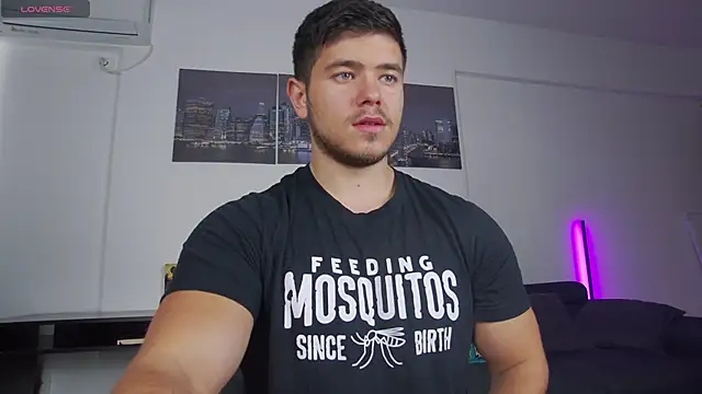 Snapshot of Arilas_ chatting on 11.09.25 Arilas online show from 11.09.25