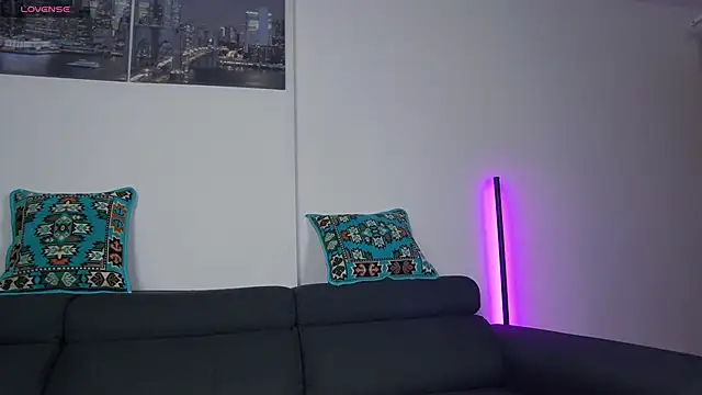 Snapshot of Arilas_ chatting on 11.20.25 Arilas online show from 11.20.25