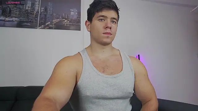 Snapshot of Arilas_ chatting on 11.23.25 Arilas online show from 11.23.25